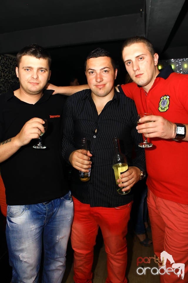 Distracţie în Club Life, 