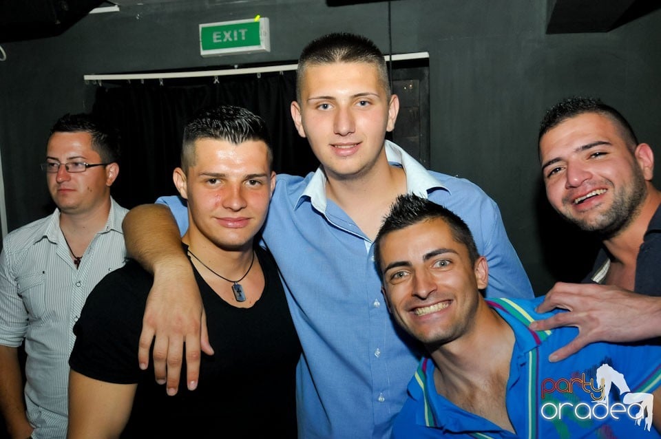 Distracţie în Club Life, 