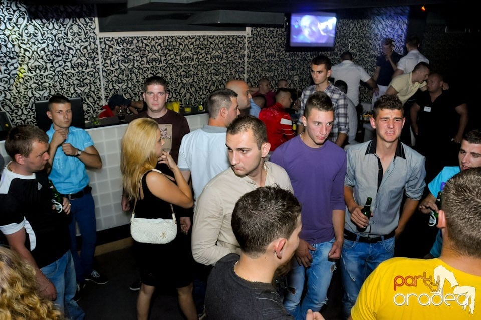 Distracţie în Club Life, 