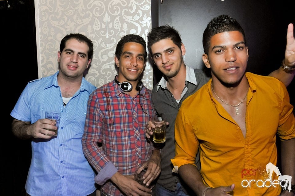 Distracţie în Club Life, 