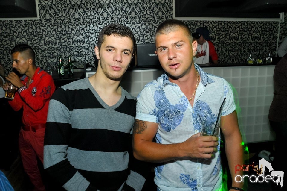 Distracţie în Club Life, 