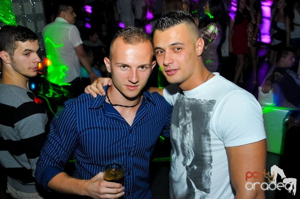 Distracţie în Club Life, 