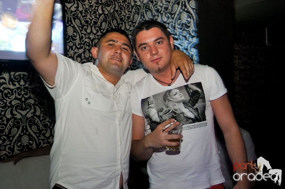 Distracţie în Club Life, 