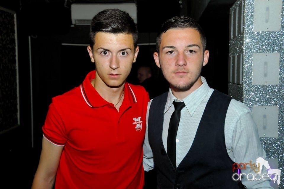 Distracţie în Club Life, 