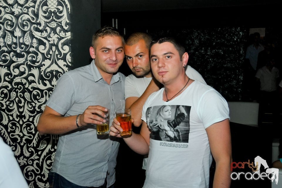 Distracţie în Club Life, 