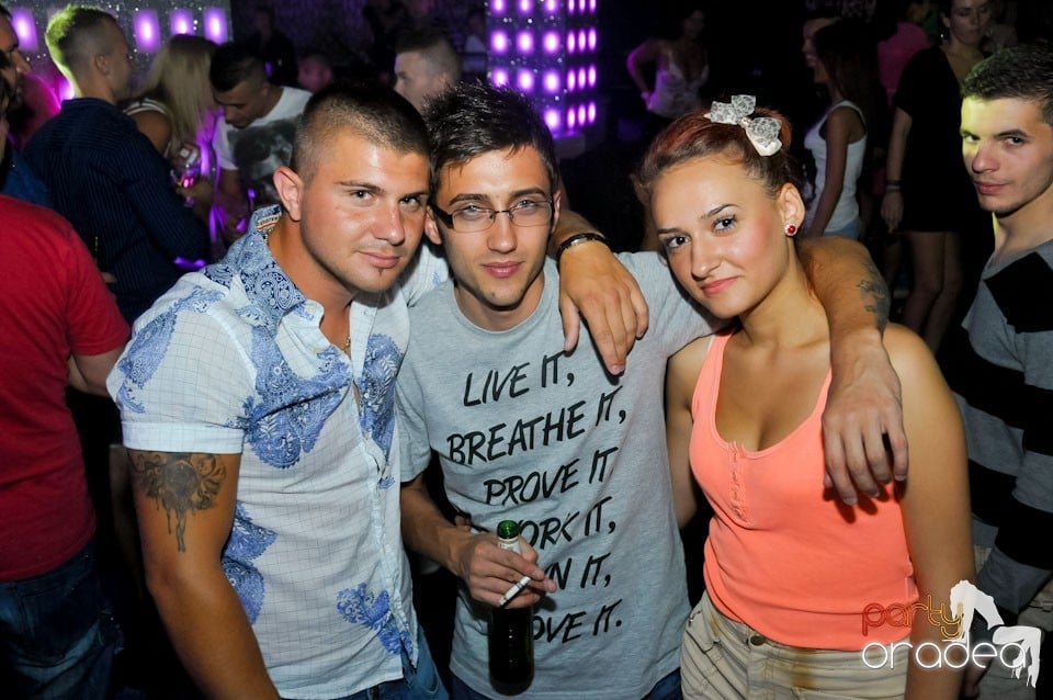 Distracţie în Club Life, 