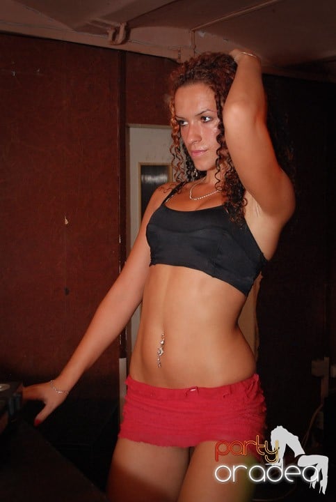 Distracţie în Club Seven, 