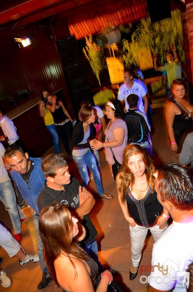 Distracţie în Disco Faház, 