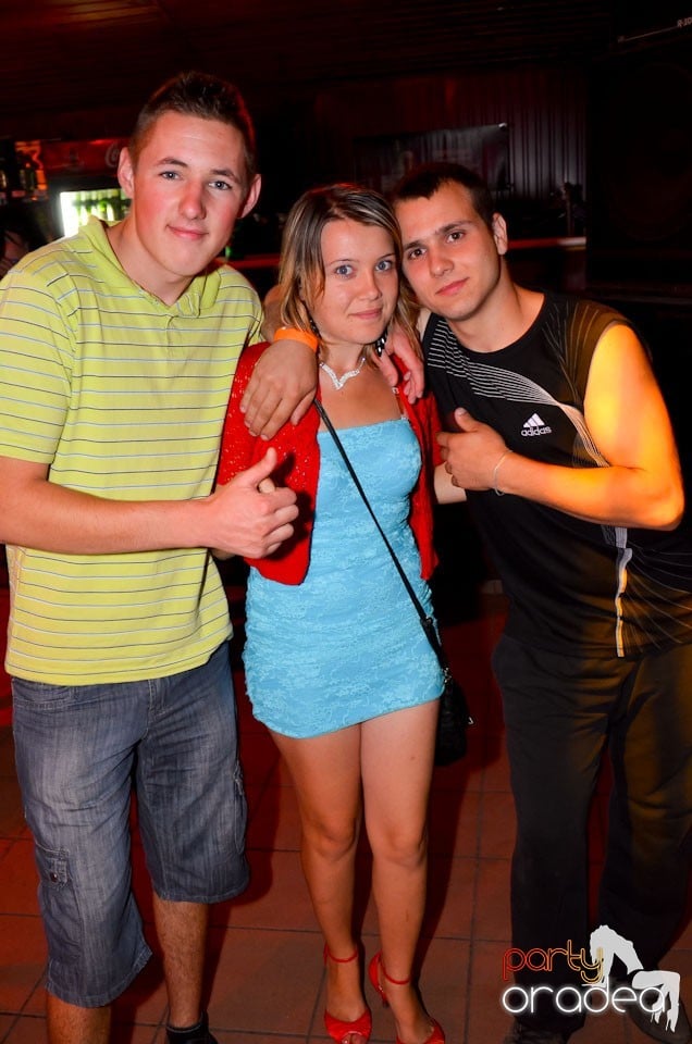 Distracţie în Disco Faház, 