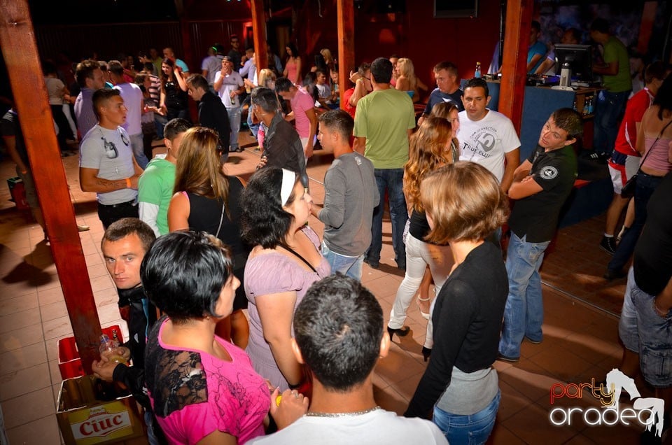 Distracţie în Disco Faház, 