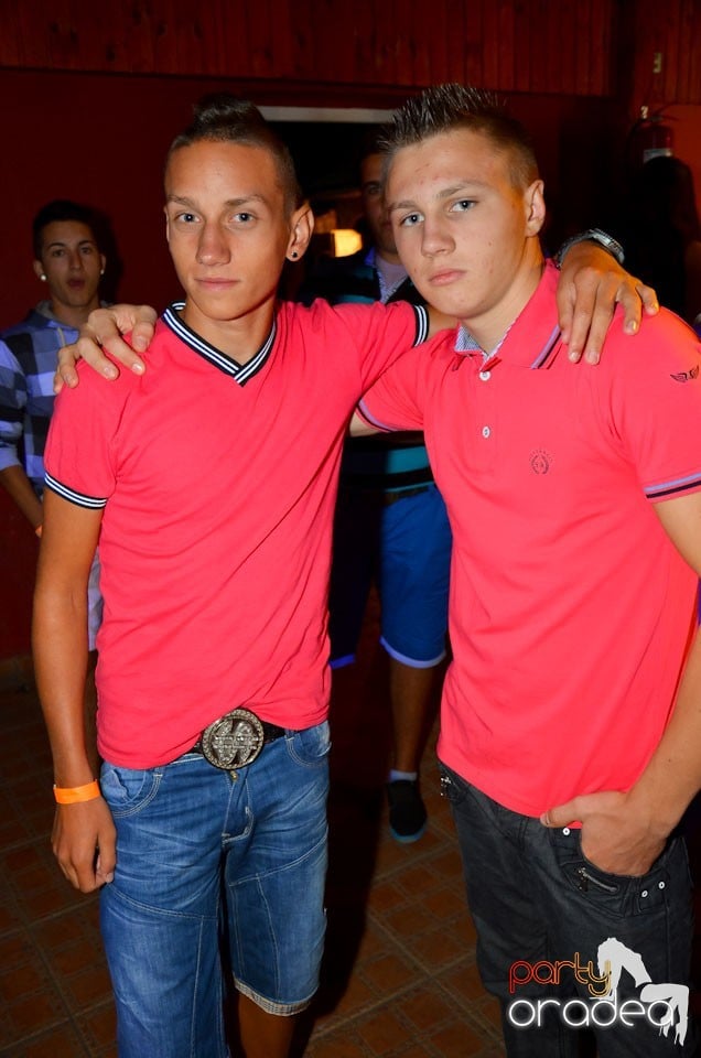 Distracţie în Disco Faház, 