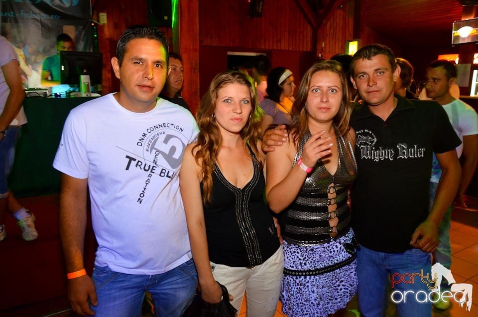 Distracţie în Disco Faház, 