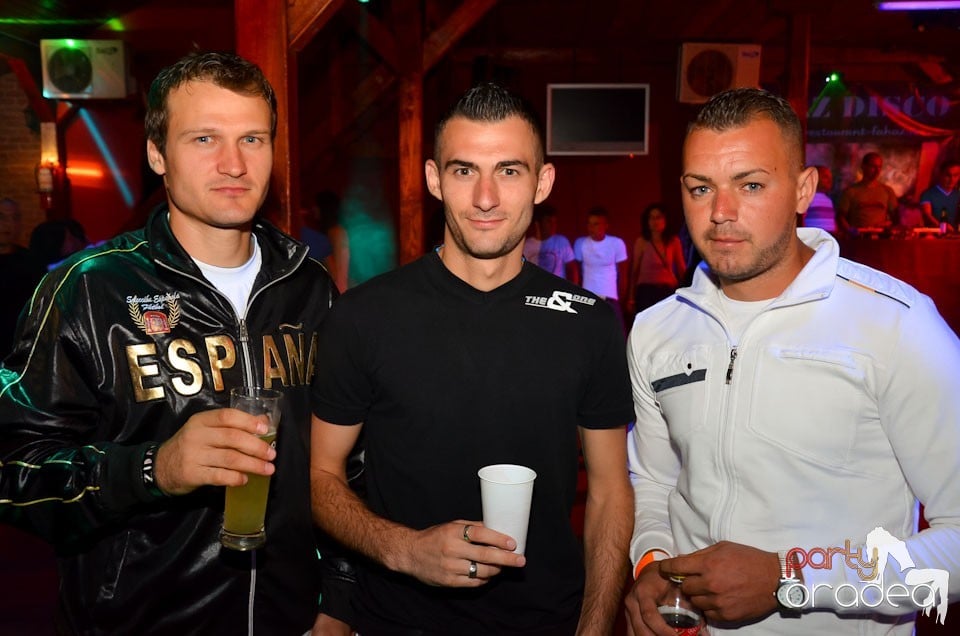 Distracţie în Disco Faház, 