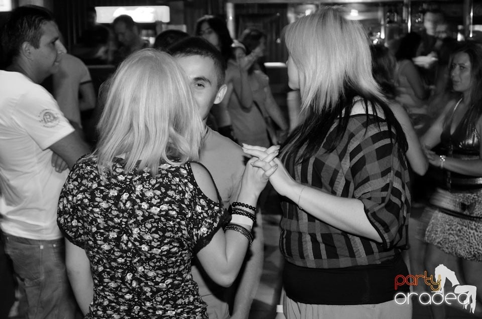 Distracţie în Disco Faház, 