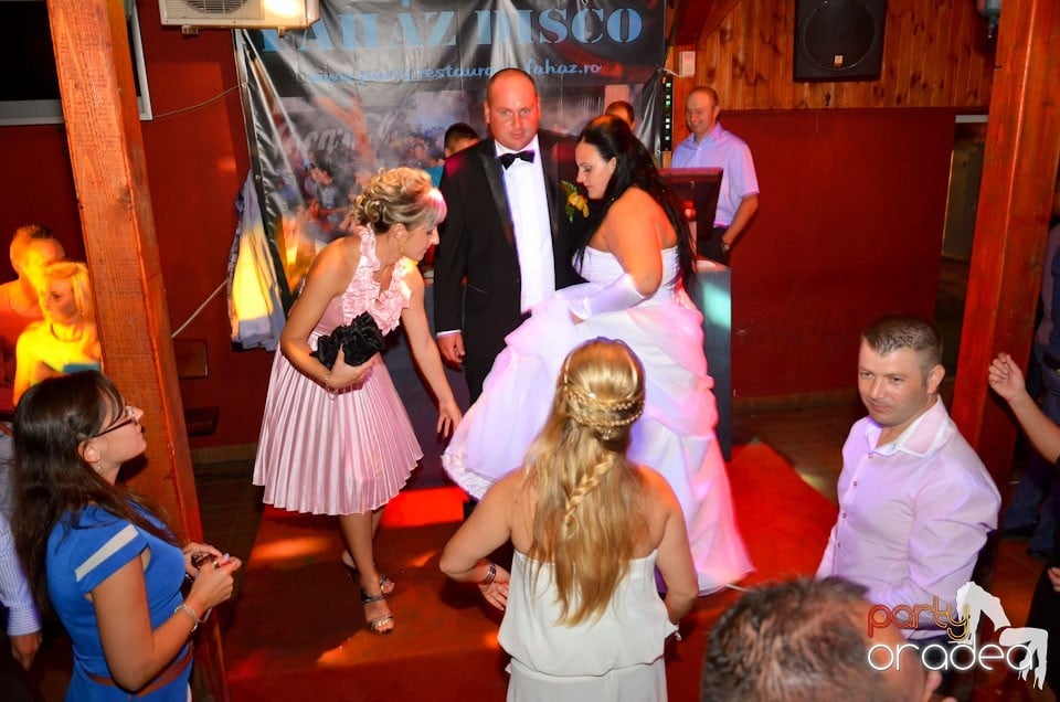 Distracţie în Disco Faház, 