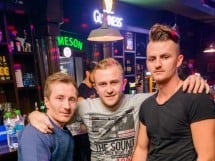 Distracţie în Green Pub