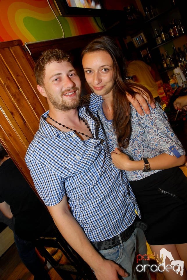 Distracţie în Juice Coffeehouse & Lounge Bar, Juice