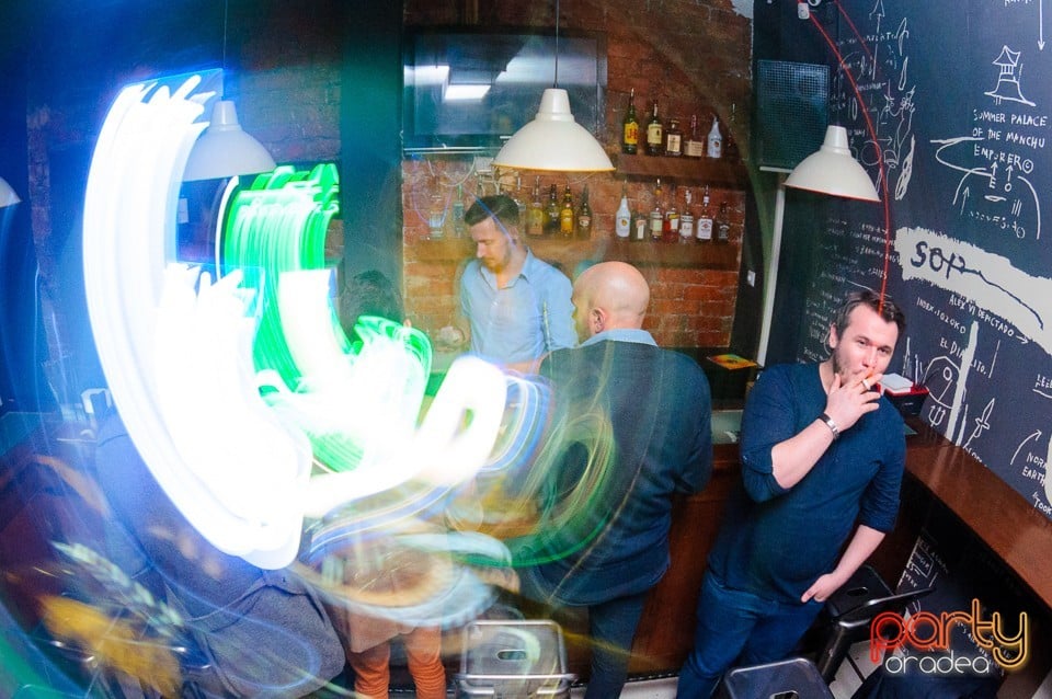 Distracţie în Juice, Juice