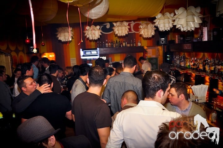 Distracţie în Juice, Juice