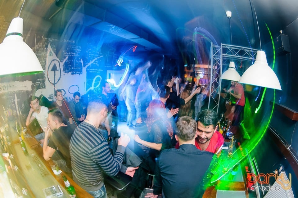 Distracţie în Juice, Juice