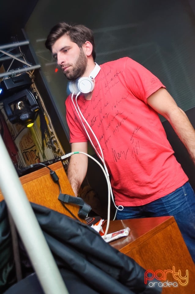 Distracţie în Juice, Juice