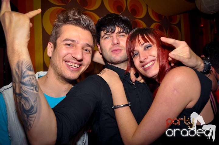 Distracţie în Juice, Juice