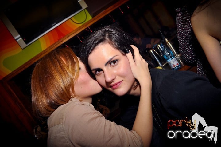 Distracţie în Juice, Juice