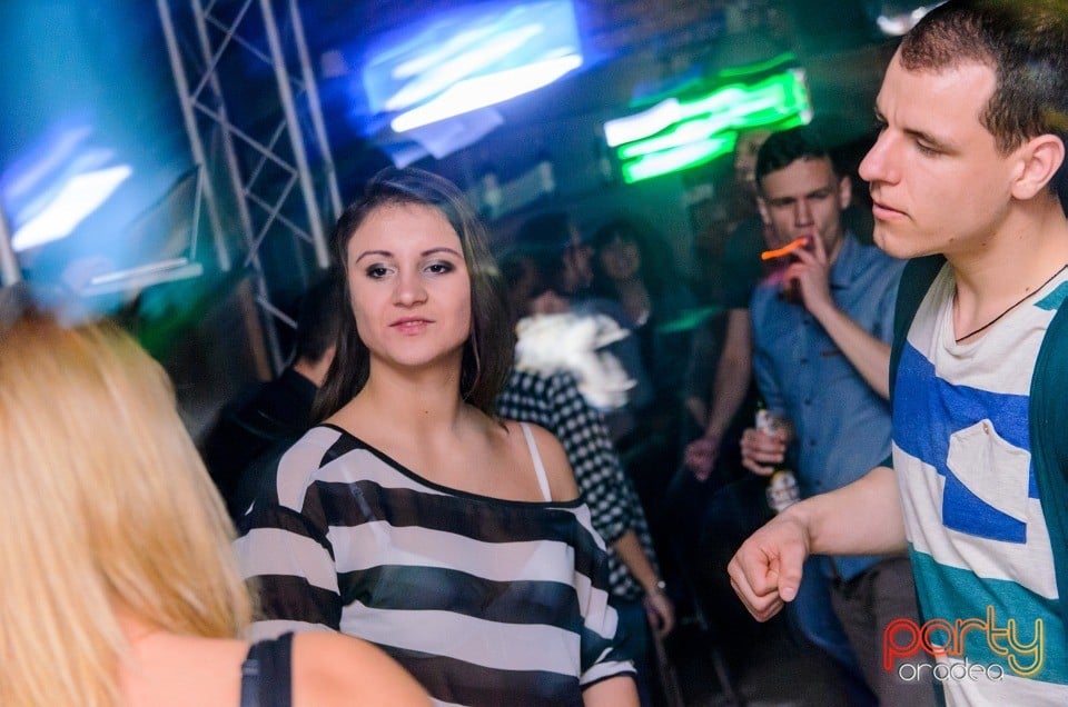 Distracţie în Juice, Juice