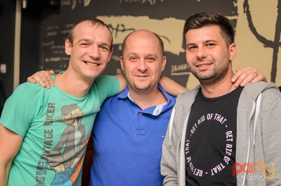 Distracţie în Juice, Juice
