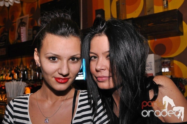 Distracţie în Juice, Juice