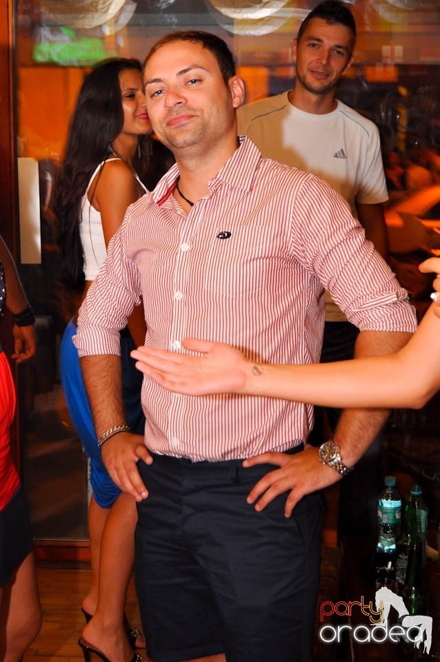 Distracţie în Juice, Juice