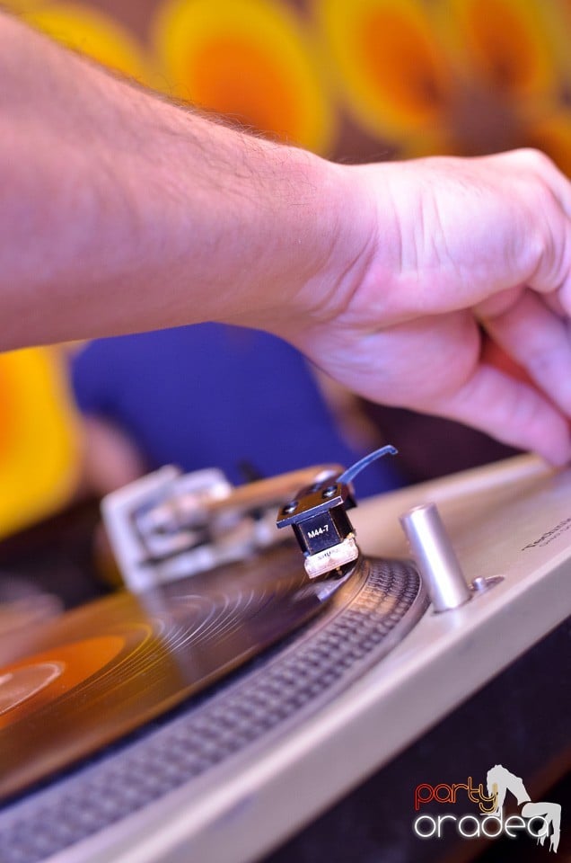 Distracţie în Juice, Juice