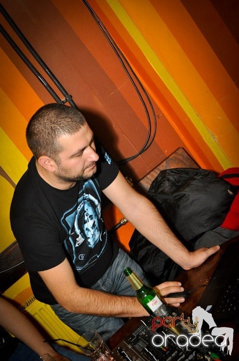 Distracţie în Juice, Juice