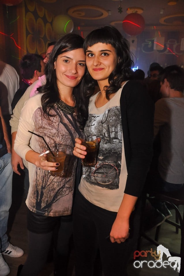 Distracţie în Juice, Juice