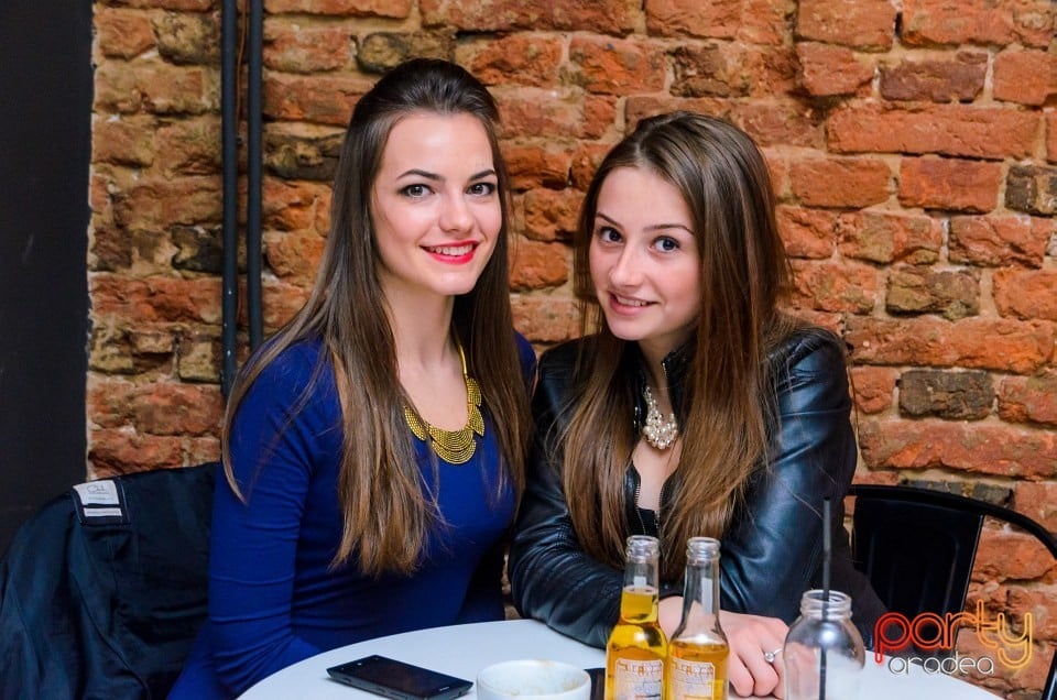 Distracţie în Juice, Juice