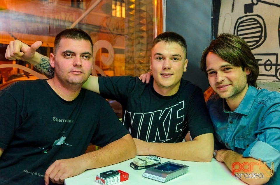 Distracţie în Juice, Juice