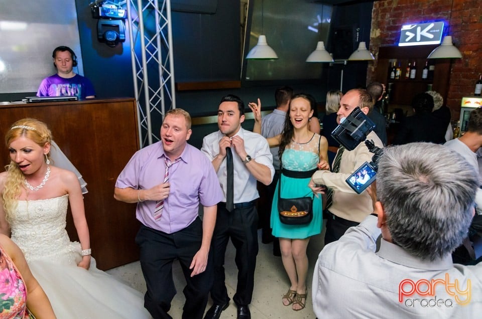 Distracţie în Juice, Juice