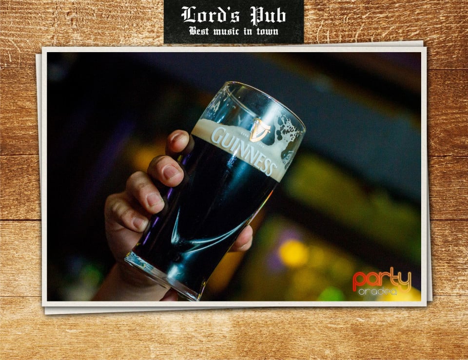 Distracţie în Lord's Pub, Lord's Pub