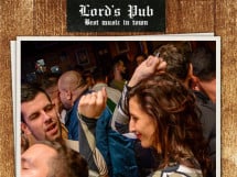 Distracţie în Lord's Pub