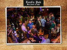 Distracţie în Lord's Pub