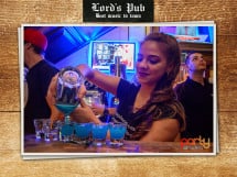 Distracţie în Lord's Pub