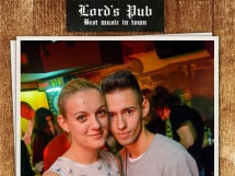 Distracţie în Lord's Pub