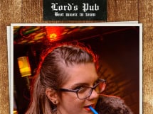 Distracţie în Lord's Pub