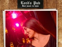 Distracţie în Lord's Pub