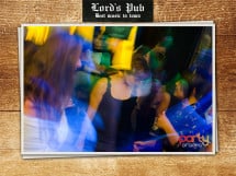 Distracție în Lord's Pub
