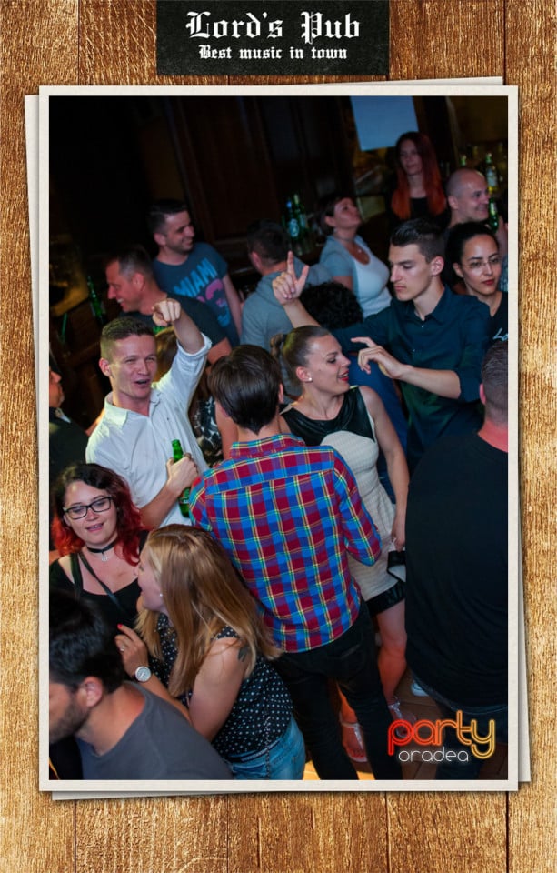 Distracție în Lord's Pub, Lord's Pub