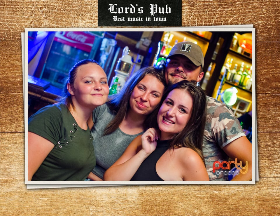 Distracție în Lord's Pub, Lord's Pub