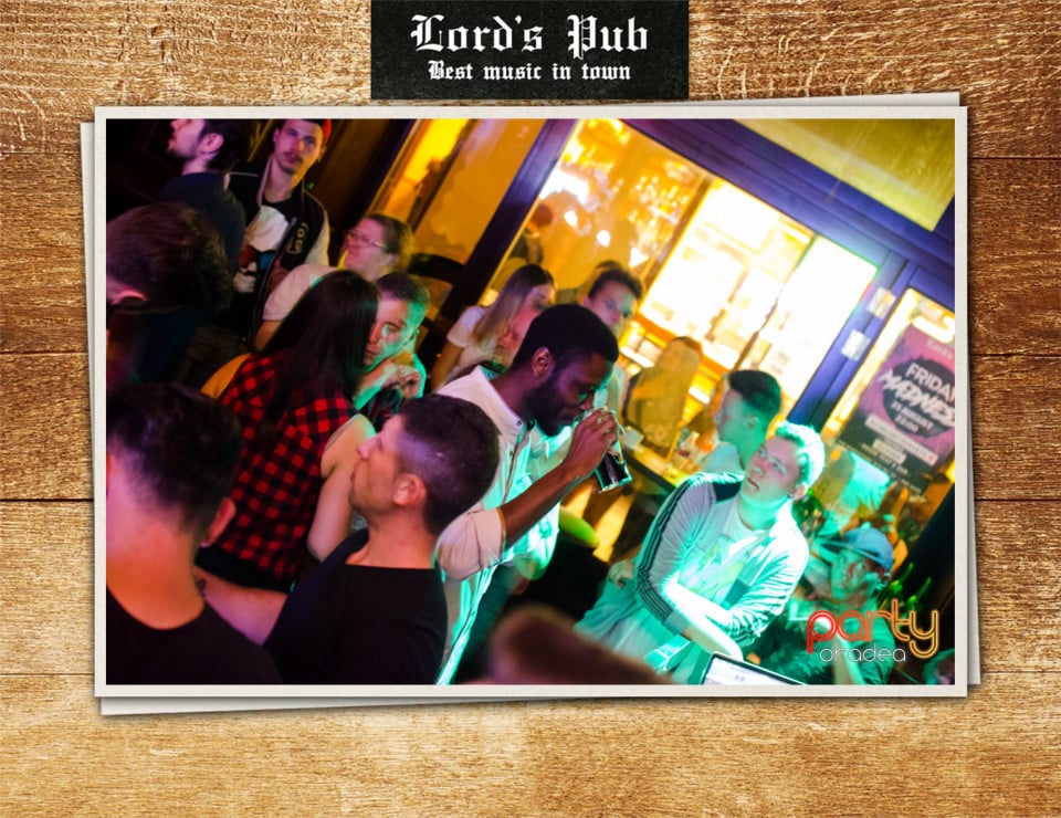 Distracție în Lord's Pub, Lord's Pub