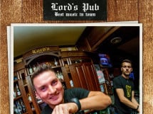 Distracţie în Lord's Pub