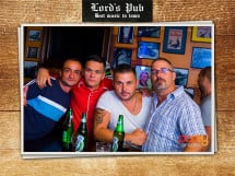 Distracție în Lord's Pub